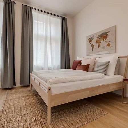 My Prague Apartments Stepanska Экстерьер фото