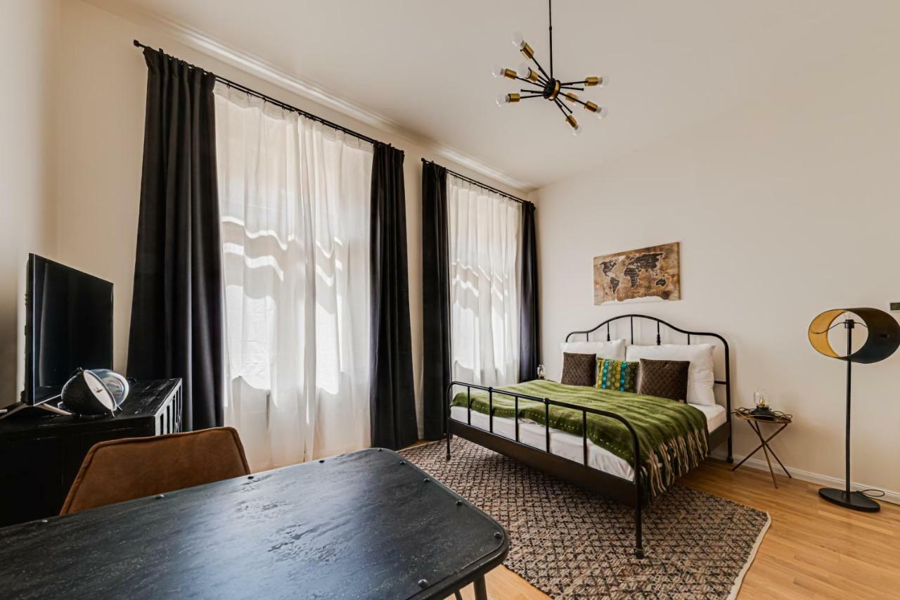 My Prague Apartments Stepanska Экстерьер фото